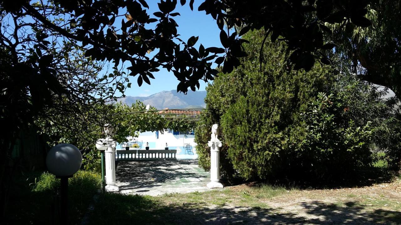 La Marina Gardens Beach Scauri (Lazio) Exterior foto